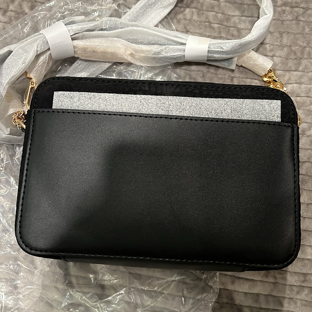 Michael kors black crossbody bag - Picture 2 of 2